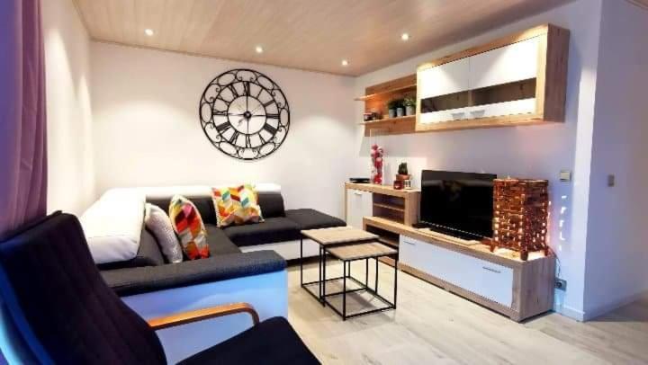 Le Walker Villa ฟรองกอร์ช็องป์ ภายนอก รูปภาพ